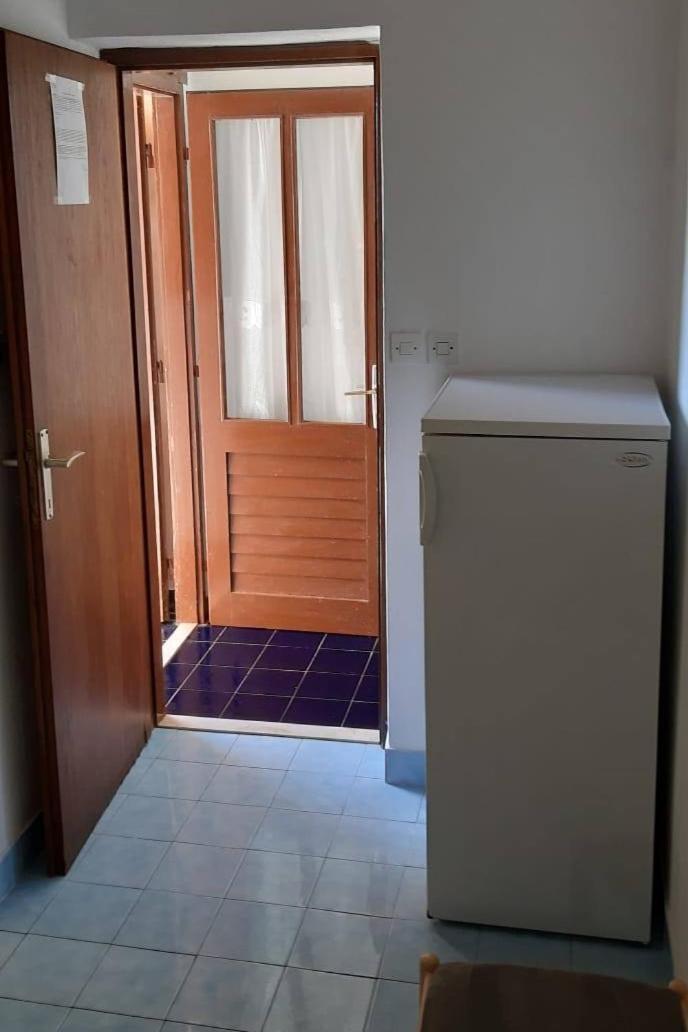 Brijesta Apartments By The Sea Kabli, Peljesac - 10225 חדר תמונה